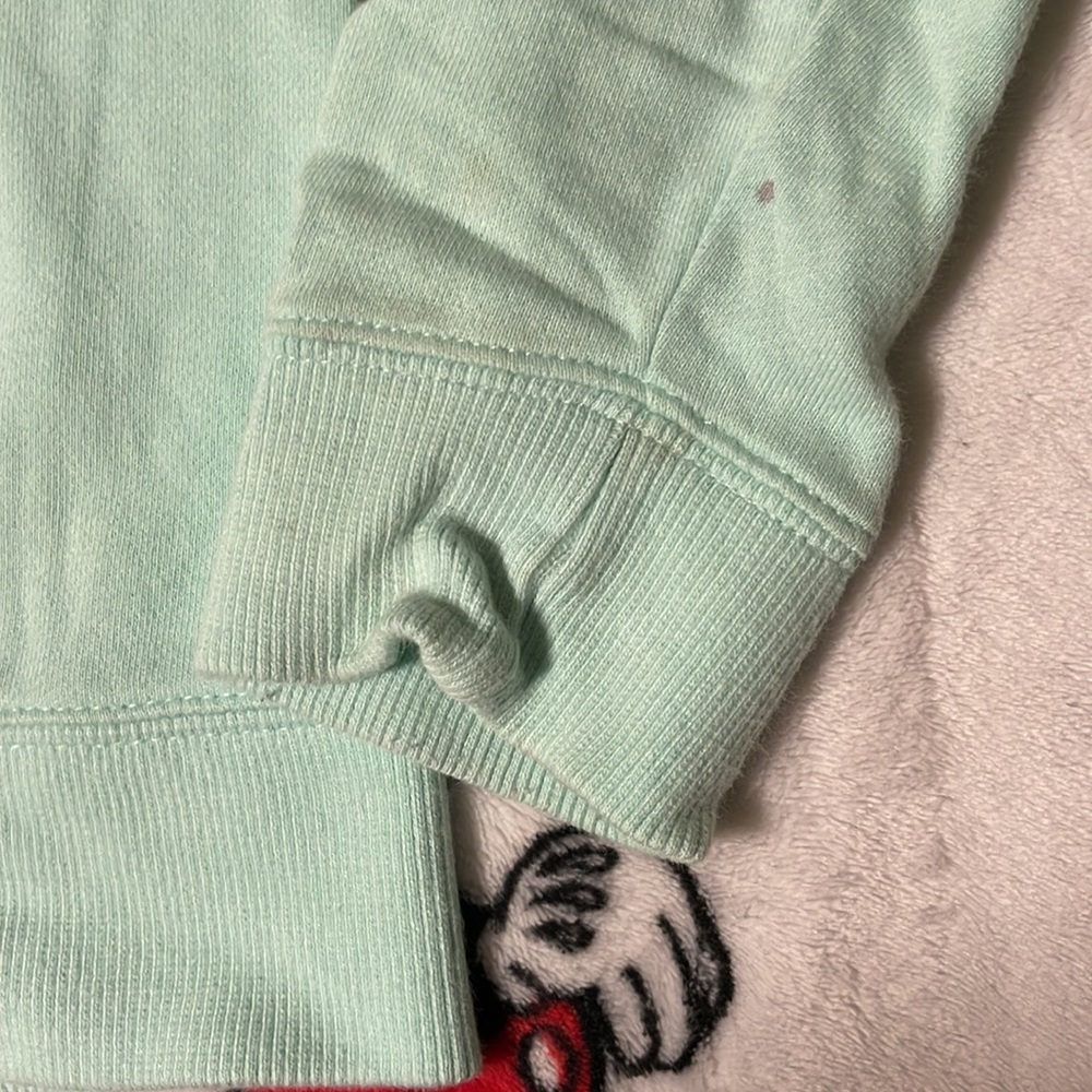 Vineyard Vines Pullover - Picture 10 of 11